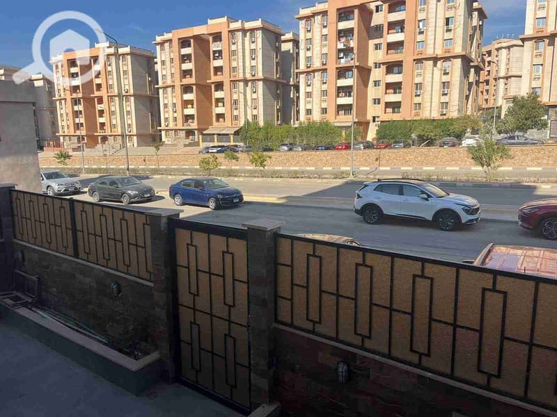 1000623447. jpg 1000623447. jpg