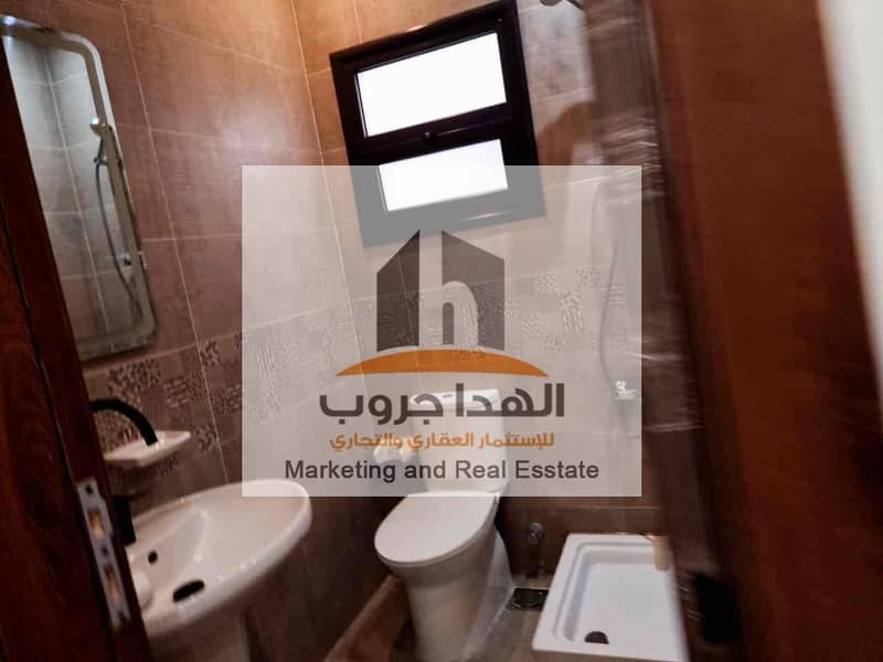 3 7eee96b5-ec4b-4619-89c3-7468f920e97c. jpg