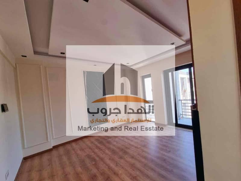 6 36023ec0-fca4-4a67-b621-71e7dc4ebb09. jpg