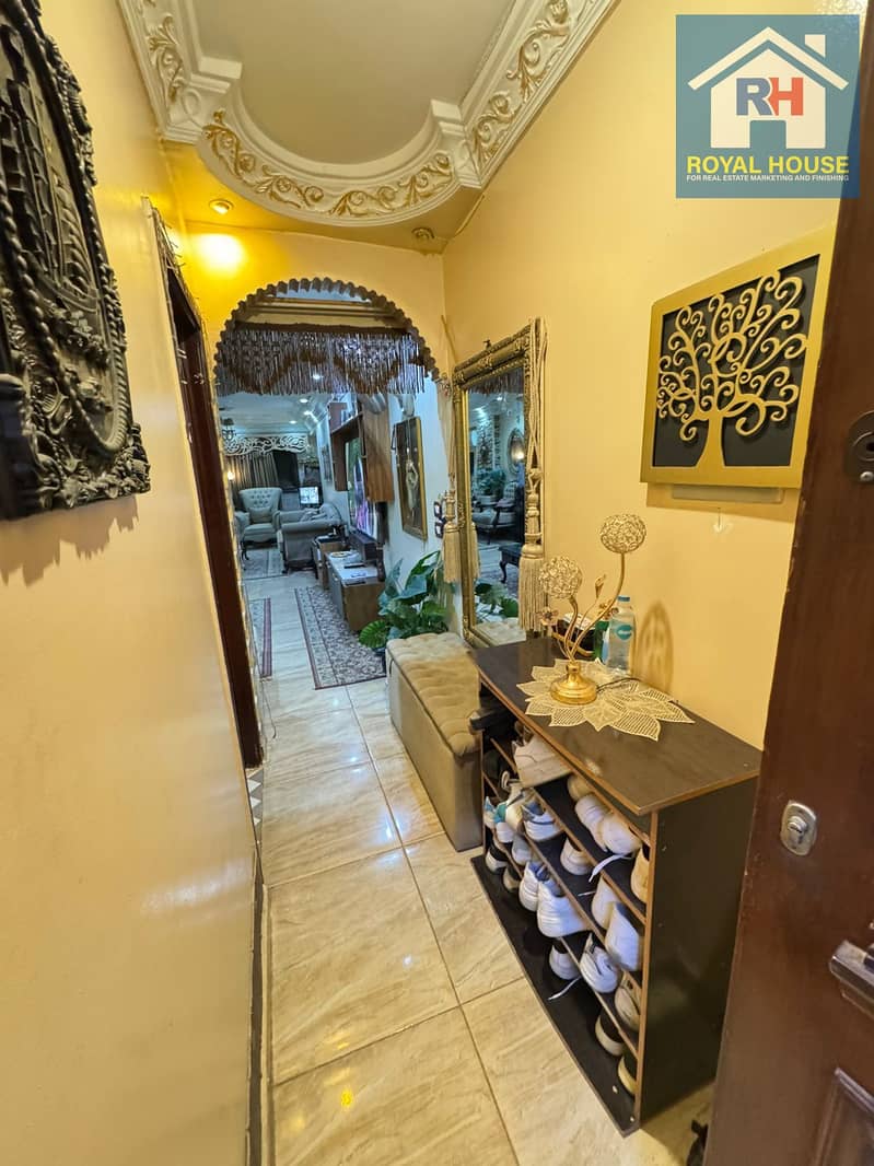 4 8f5f632f-58bf-48f1-8acd-8e3d32cba4d6. jpeg