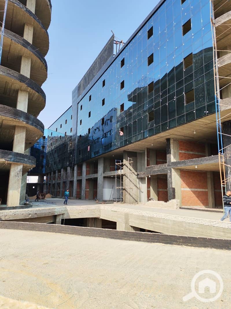 6 809bde0e-7062-43b9-82a5-4b9dc17c12a5. jpg