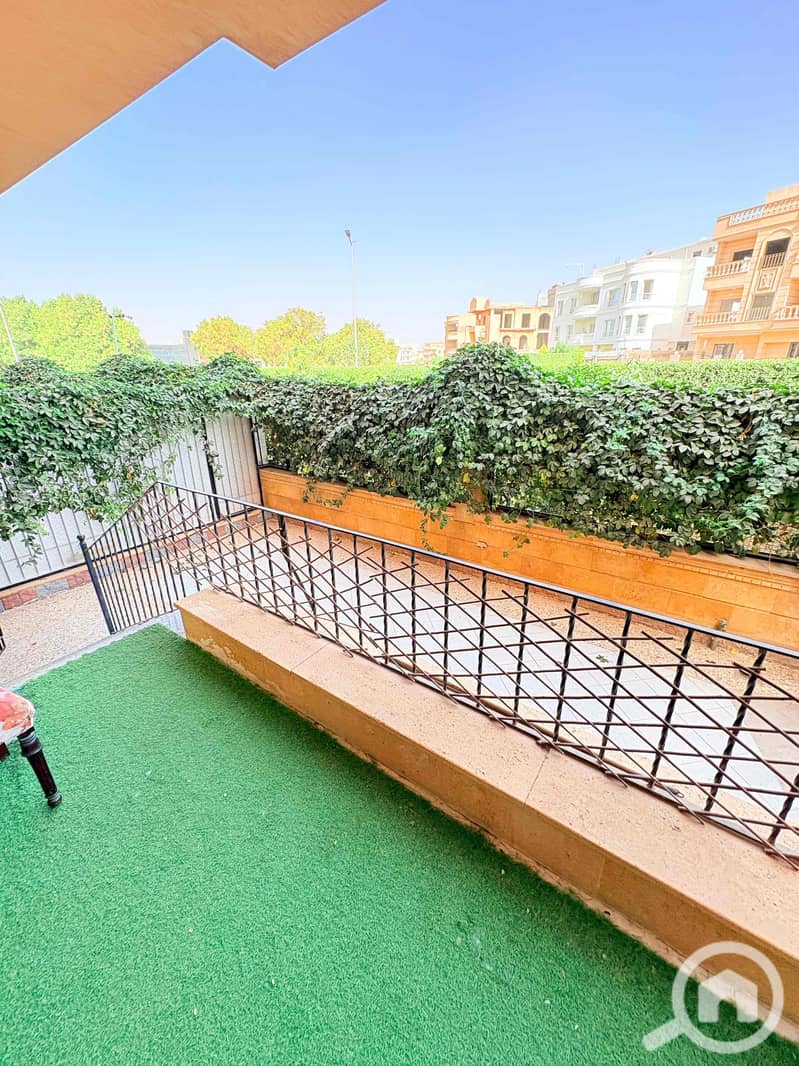 3 225d633a-ac95-404c-a061-e9cf366ce55d. jpg