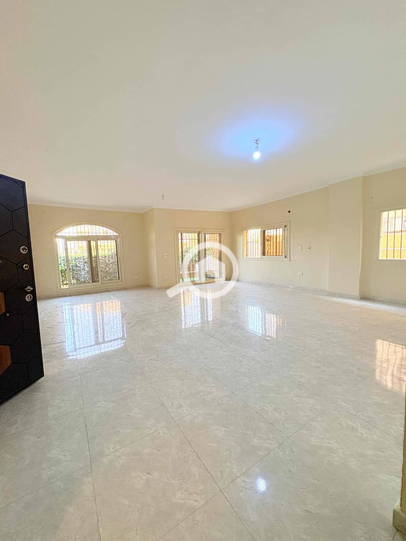 4 e841ceb5-d5fc-491c-a07a-e31cd3898c5a. jpg