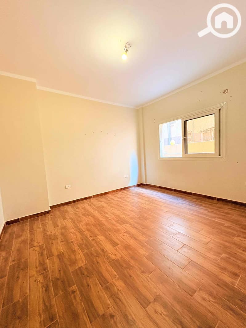 5 4e80f78e-5919-410a-bfd4-03e4262af5e0. jpg