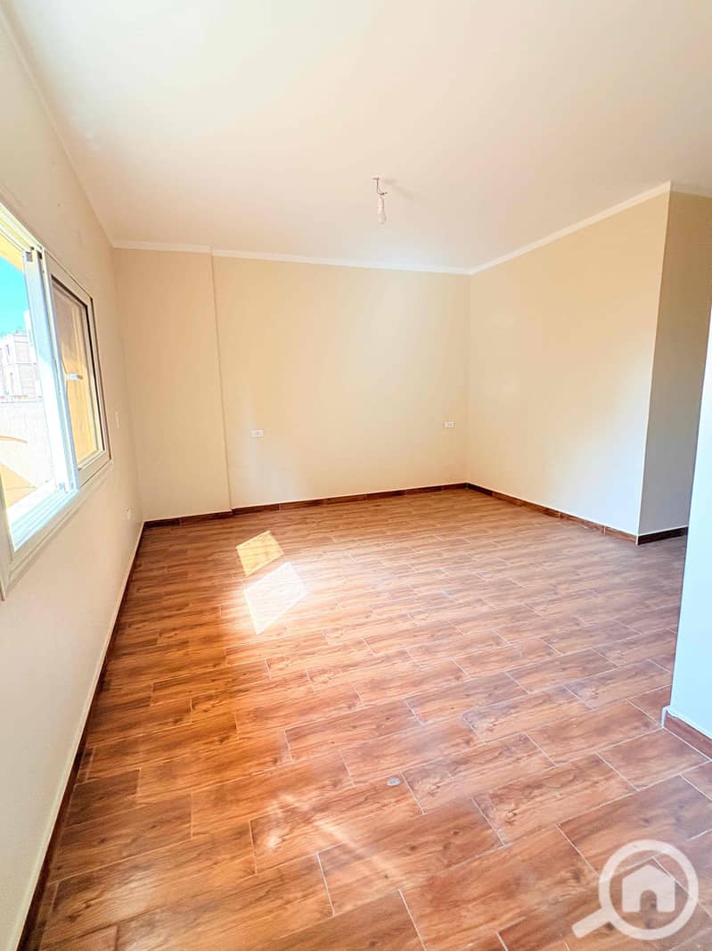 8 3098ba85-fa3f-4ddd-9bb3-bfda9cef7954. jpg