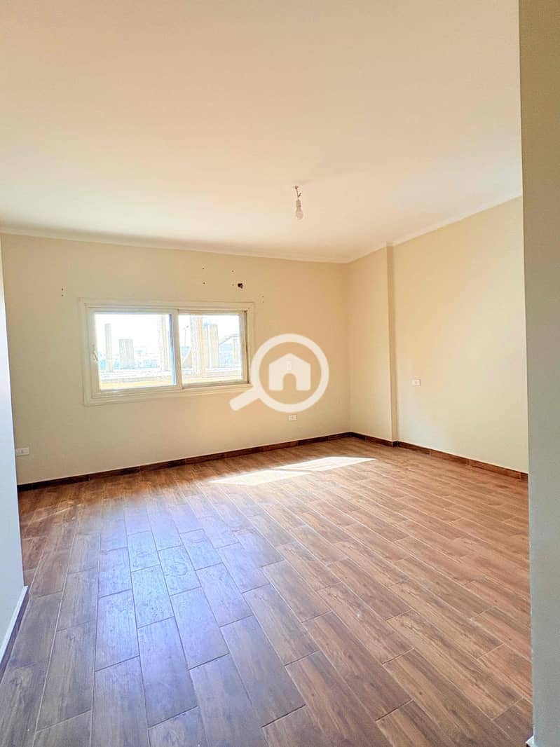 9 f239d7c9-3718-422f-b007-ecc4e9c45b7a. jpg