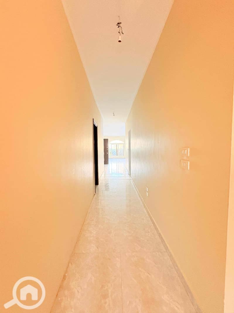 13 00c062e1-001e-4cd6-a653-6903f6c8c19b. jpg