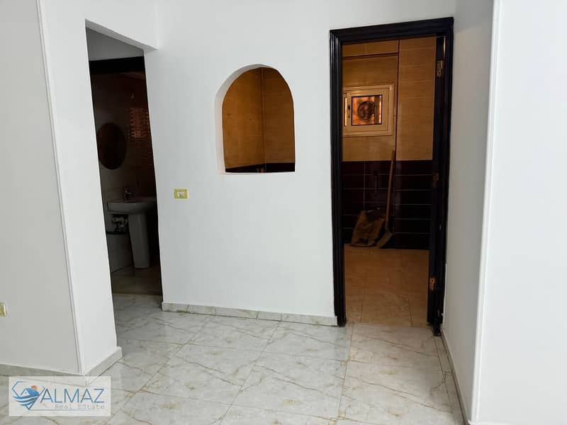 25 WhatsApp Image 2026-02-02 at 11.29. 45 AM. jpeg