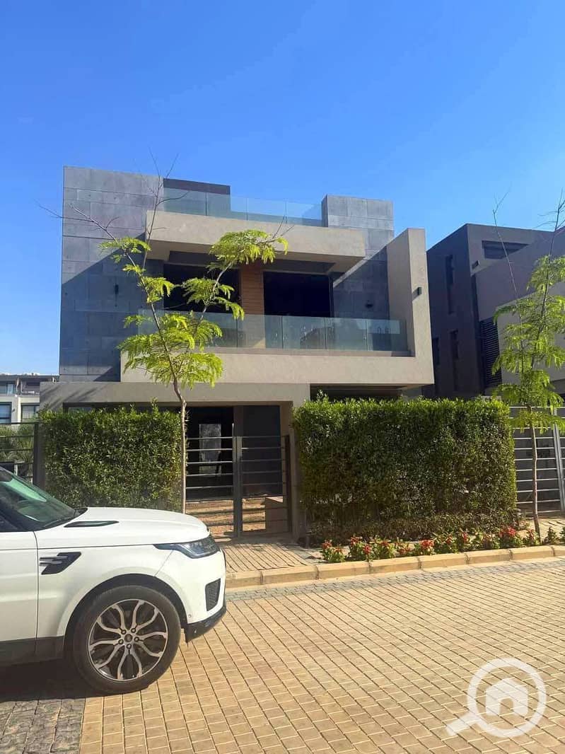 8 624210928_2034683404110827_3888055453813201936_n. jpg