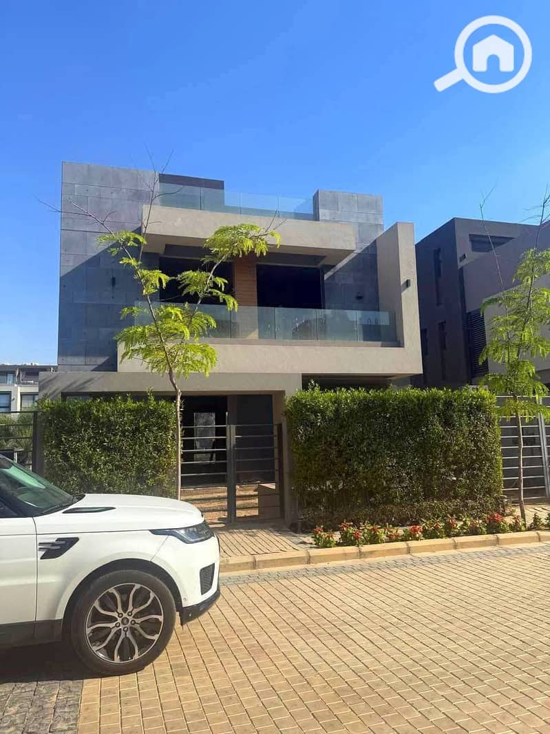 8 624210928_2034683404110827_3888055453813201936_n. jpg