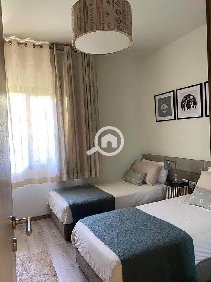 5 508014499_1426860388249175_353599933947095965_n. jpg