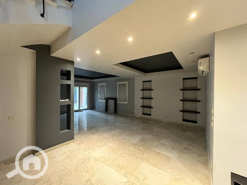 5 09f925e2-5856-44f2-a140-ceb0d1a47381. jpg