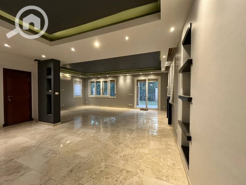 8 ca568198-d2c5-4335-baf3-d4cc0fc6e7c9. jpg