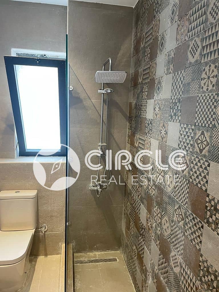 6 WhatsApp Image 2026-02-01 at 18.37. 49 (2). jpeg