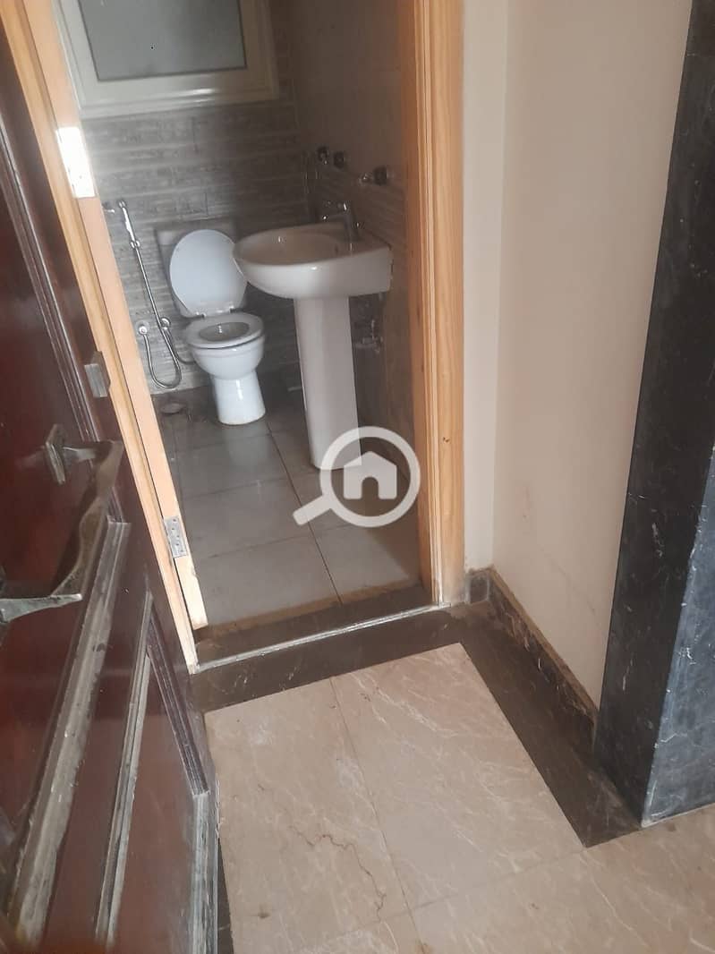 15 340ca632-db82-429b-811d-c0cfe35c0af2. jpeg