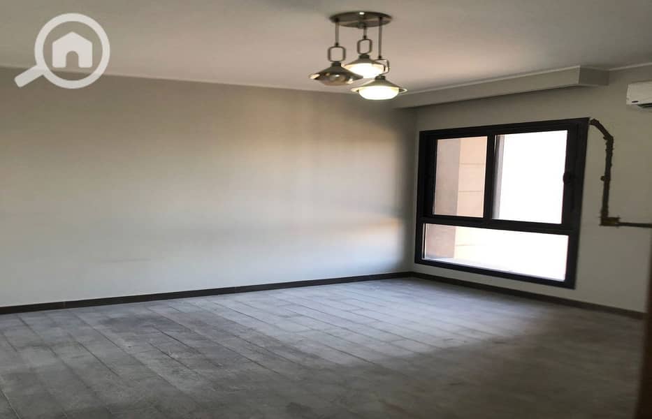 7 459320951_122175469352236077_428294733459543973_n_1400x900. jpg