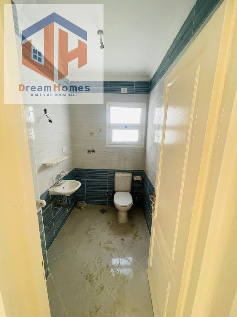 5 c64a8db0-04a5-4000-9529-3a1833fd56ff. jpg