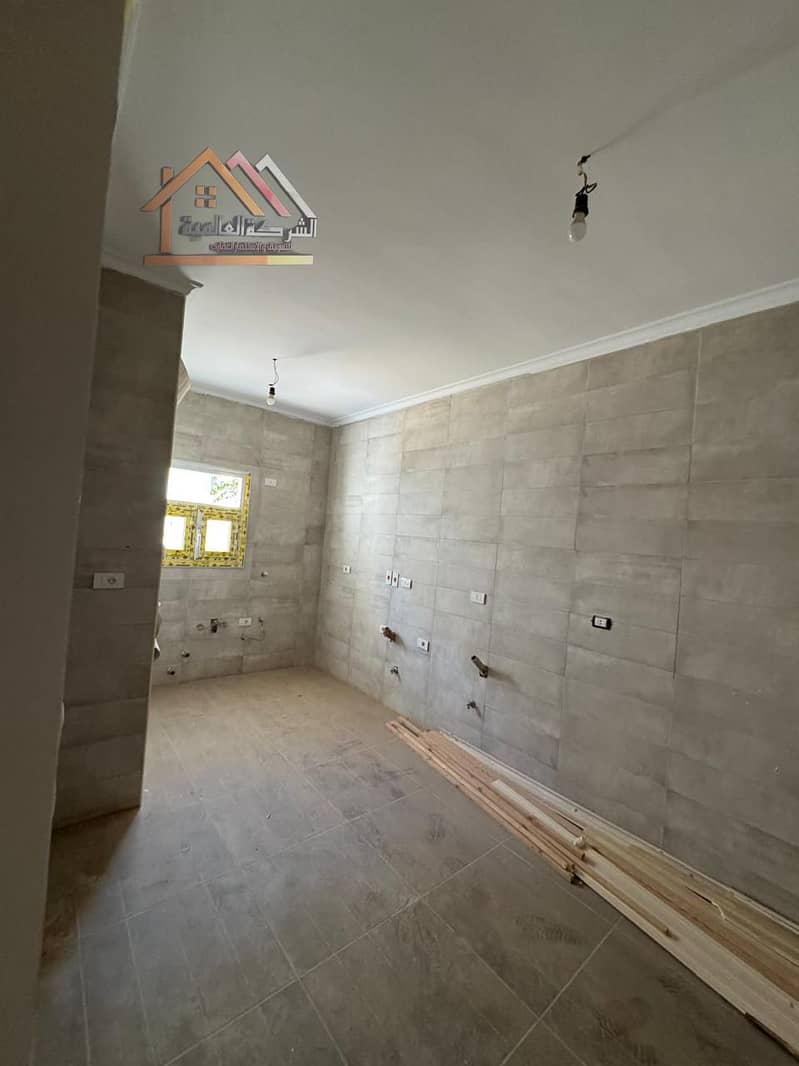 4 4c86d7df-ccfc-476d-a213-04940e5b5965. jpeg