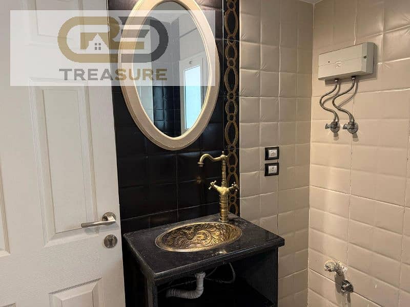 12 WhatsApp Image 2025-07-08 at 5.19. 21 PM (1). jpg