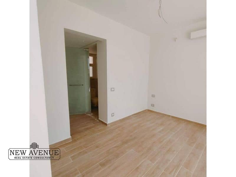 2 WhatsApp Image 2025-11-12 at 10.40. 40 PM. jpg