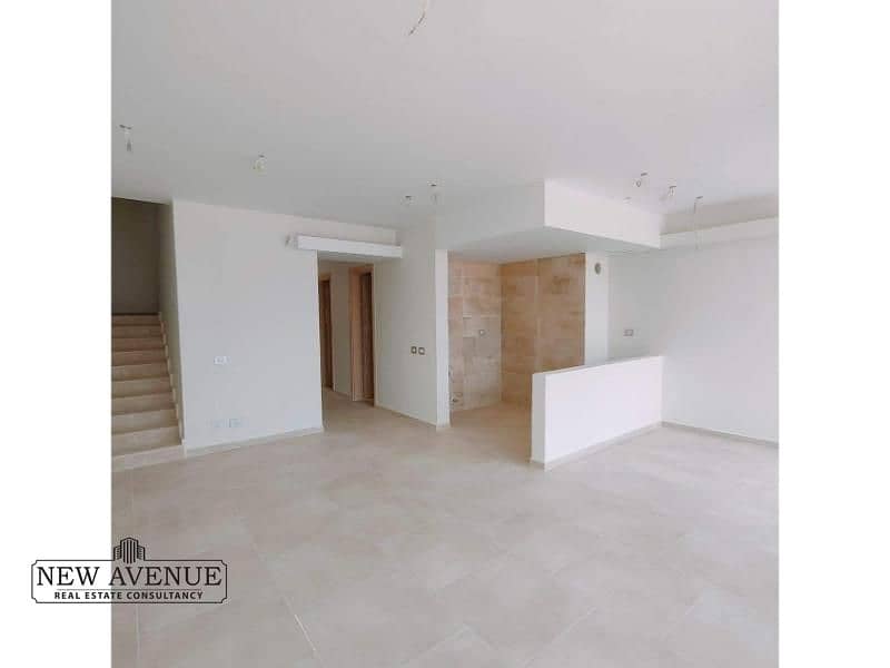 8 WhatsApp Image 2025-11-12 at 10.40. 42 PM (3). jpg