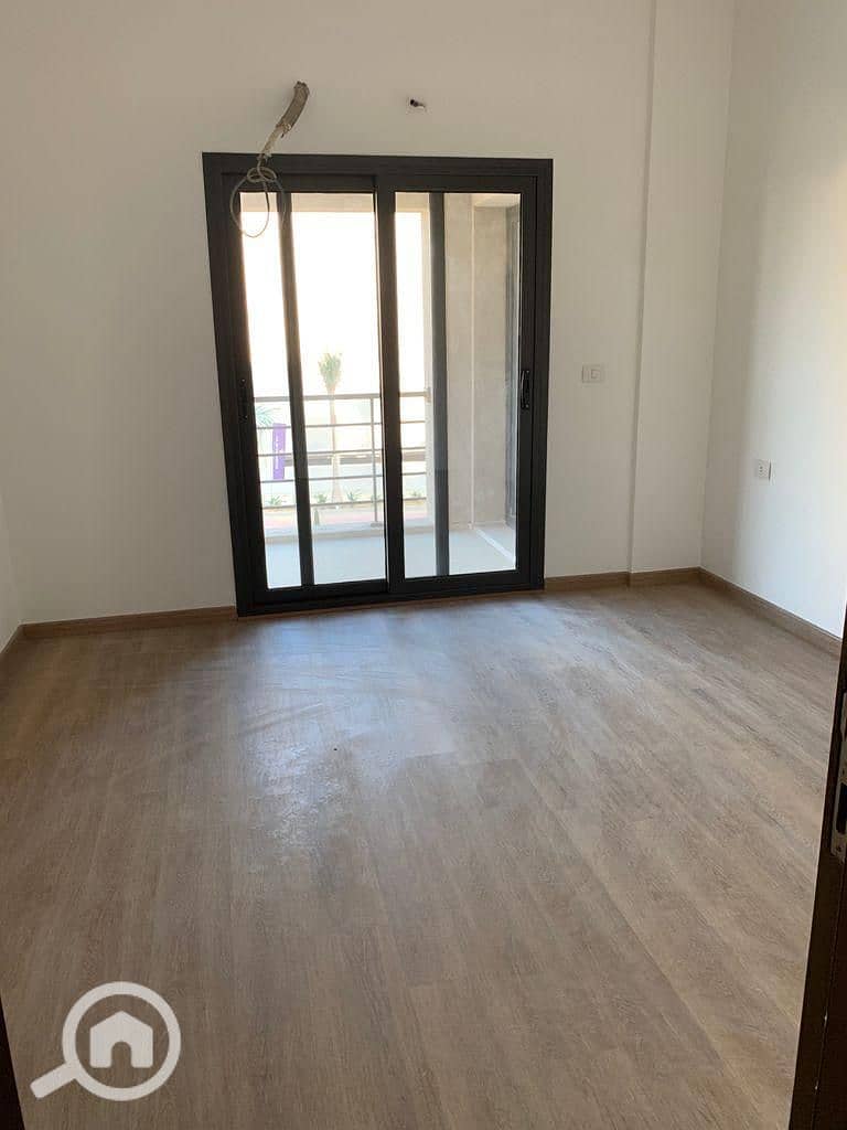 3 e48df3a5-c8a3-49a9-939a-95c3e0954701. jpg