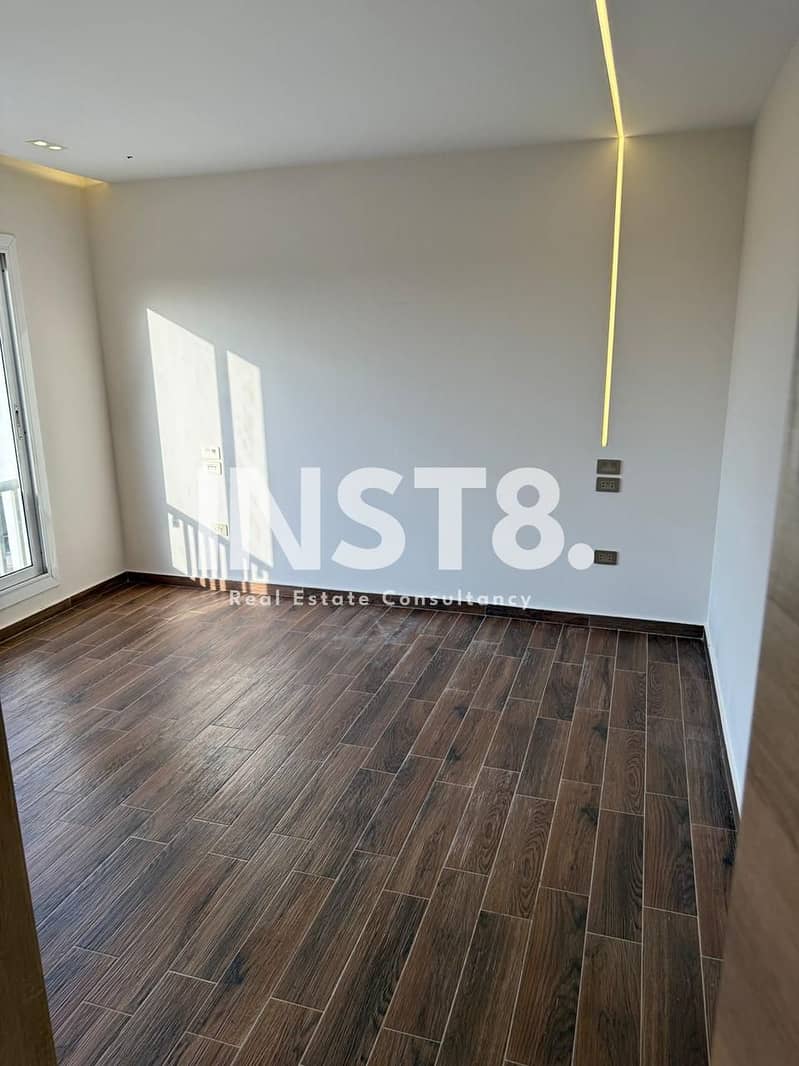 5 6922c61c9b58b_WhatsApp-Image-2025-11-21-at-6.57. 43-PM. jpeg