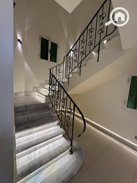 8 627672536_122192542238898463_8332871260337743766_n. jpg