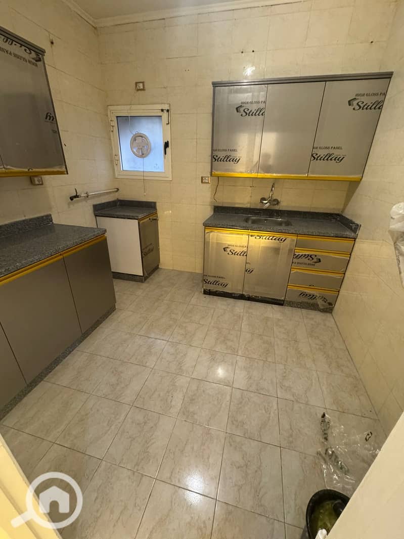 15 fe93d37d-f354-4aac-aaf7-6cc11672e885. jpg