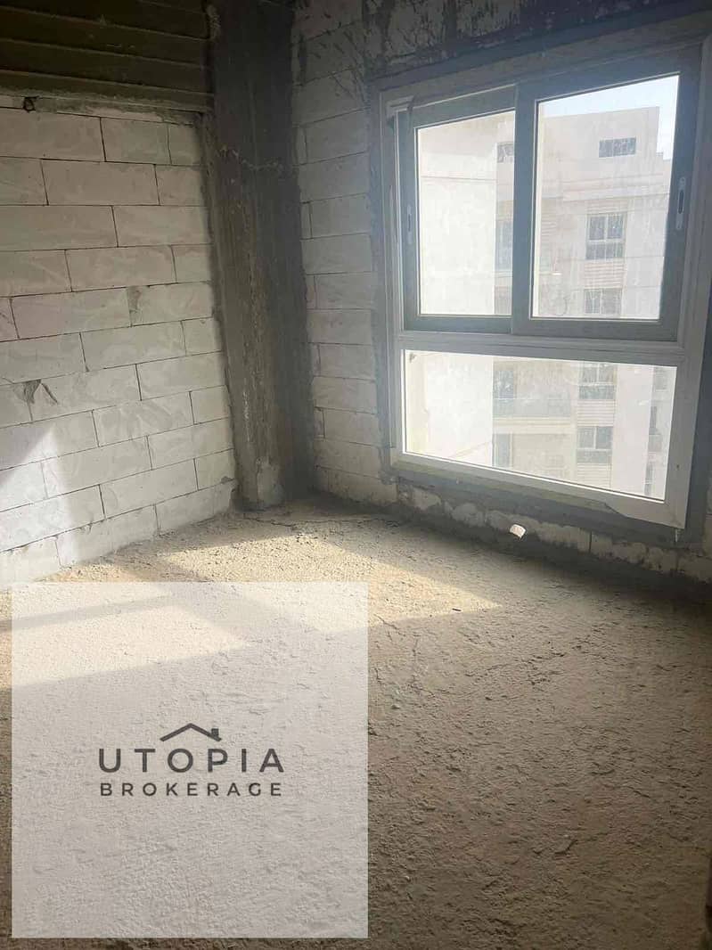 3 fbb1c892-ce93-4e32-be25-d2f44323c522. jpg