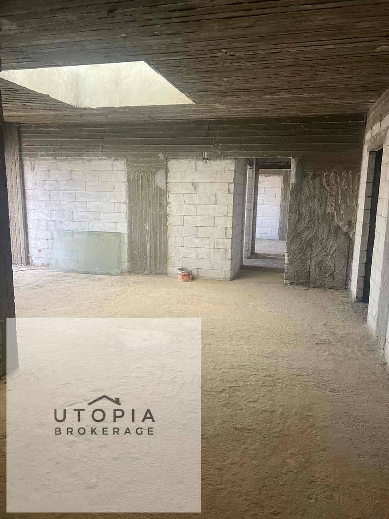 7 6abbeeeb-e551-4ef0-8a04-0408a2eab081. jpg