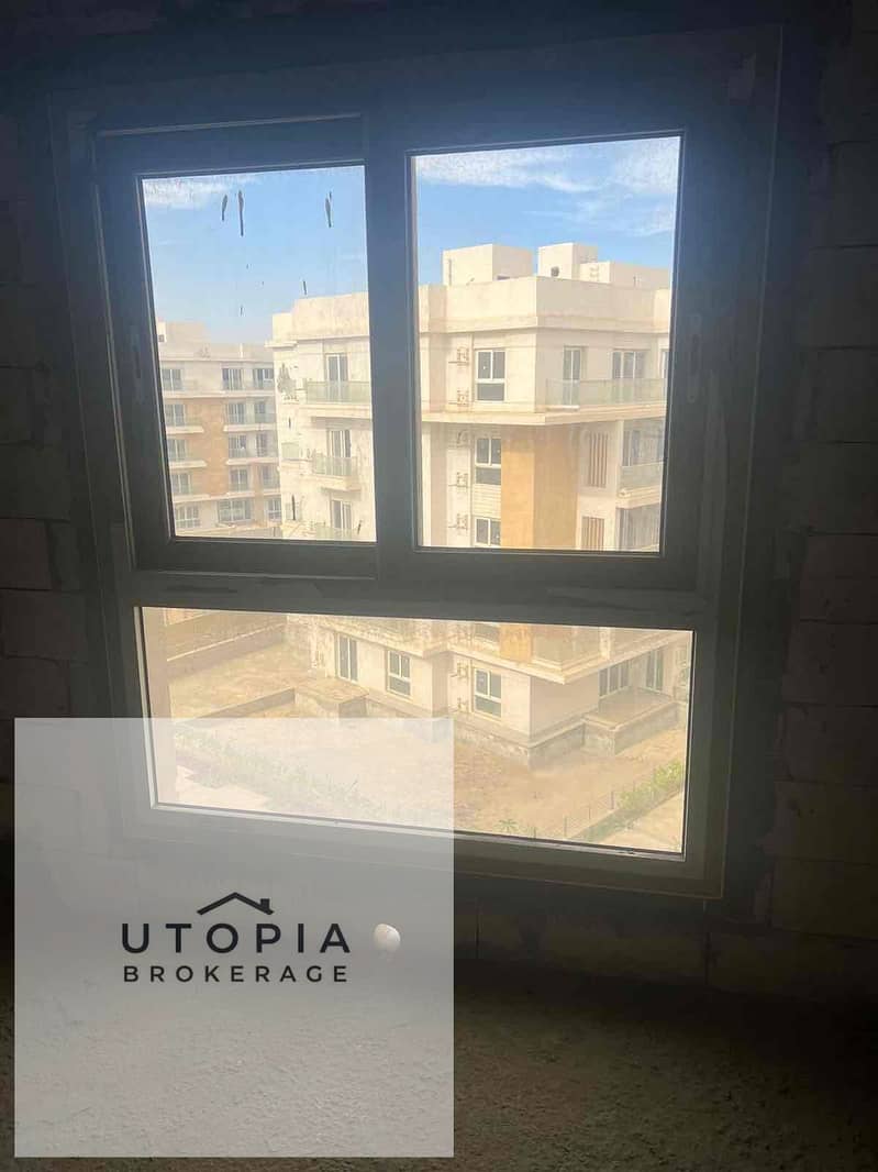 10 87ef1d82-07a4-4e07-bbbc-f887fe1fec25. jpg