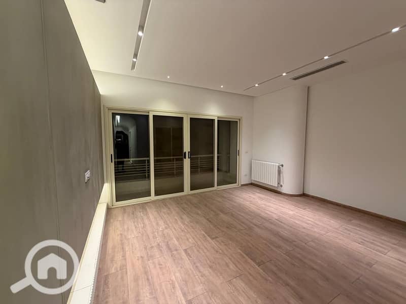 5 WhatsApp Image 2026-02-02 at 2.00. 40 PM (1). jpeg