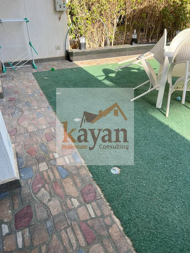 4 4316518b-357b-43d4-9888-58b4dd1ebdb7. jpg