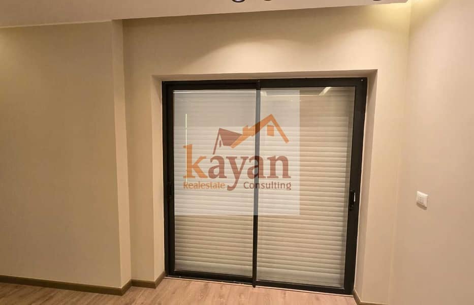 2 902081a1-2daa-440b-916e-0afcdbf5c45a. jpg