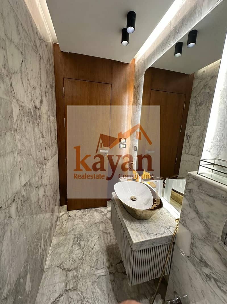 2 4b021326-87f5-4b4d-86f9-81412e83321d. jpg