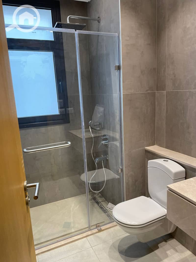 7 499524422_24071290622495648_4831149369337653155_n. jpg