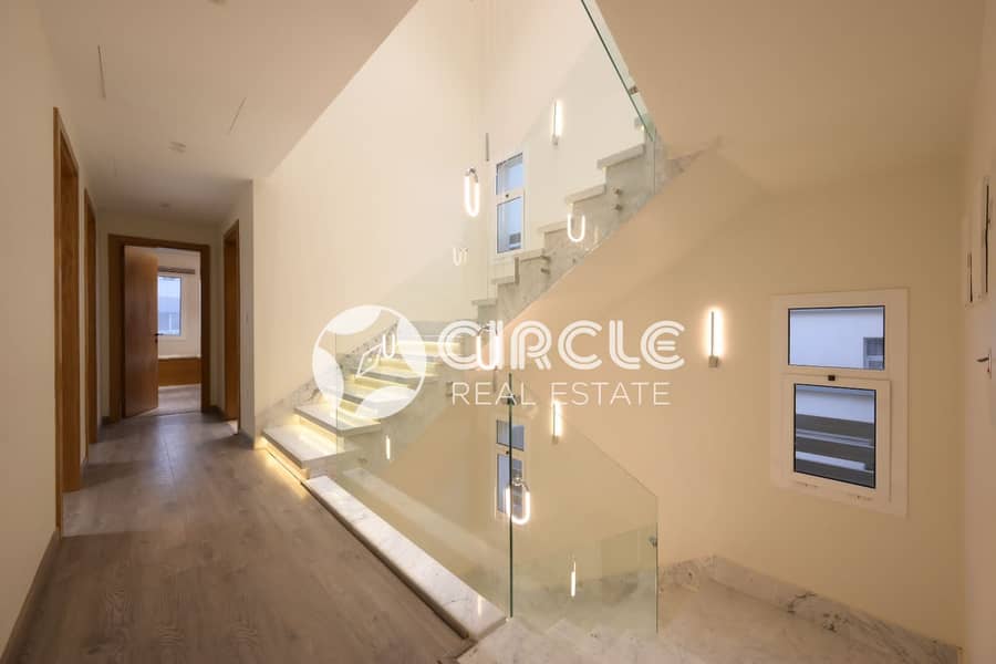 19 WhatsApp Image 2026-01-30 at 21.22. 28 (1). jpeg