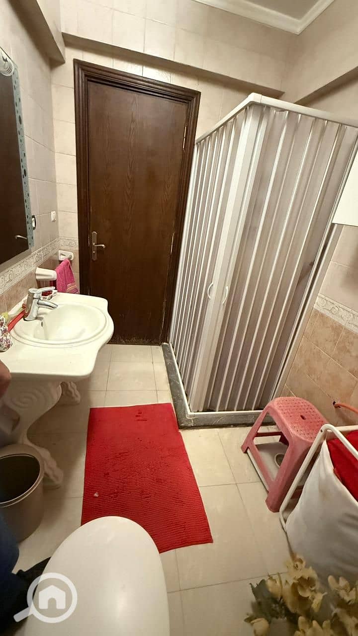 10 762472f9-e8c2-4ed5-abe1-808906364b14. jpg