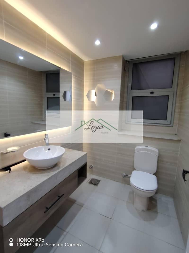 7 c839e07f-ccd1-45cc-a364-56a5bcc3b0c9. jpg