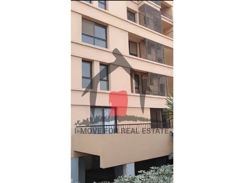 4 5bb41e5d-ac42-4e08-8a1e-5a0c79bd2e6a. jfif. jpg