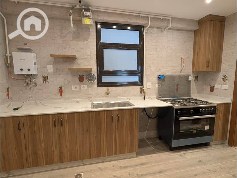 6 d32cd601-3f82-4e19-9319-86cc534fd13e. jpg