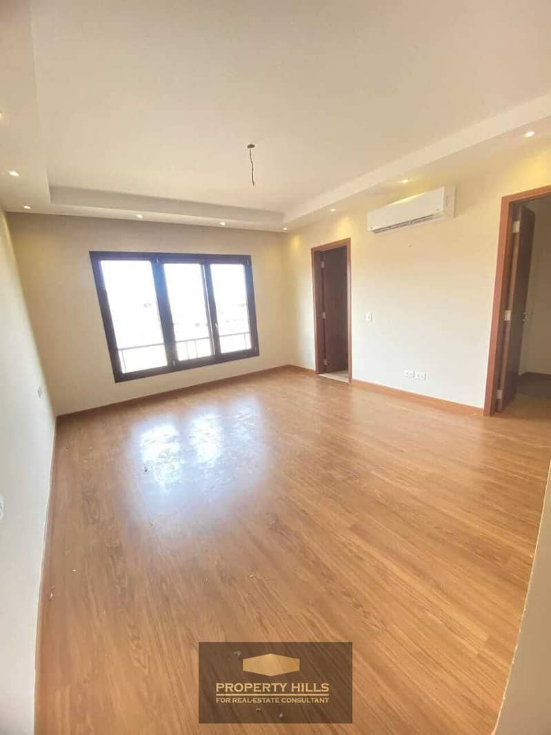 14 ca40d466-2ec4-4fc2-9dce-95d0318a861c. jpg