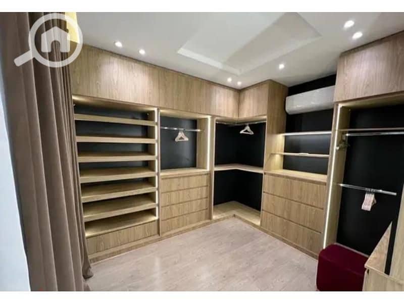 16 ea2f659e-71a2-4e4f-a0e9-6746d122293a. jpg