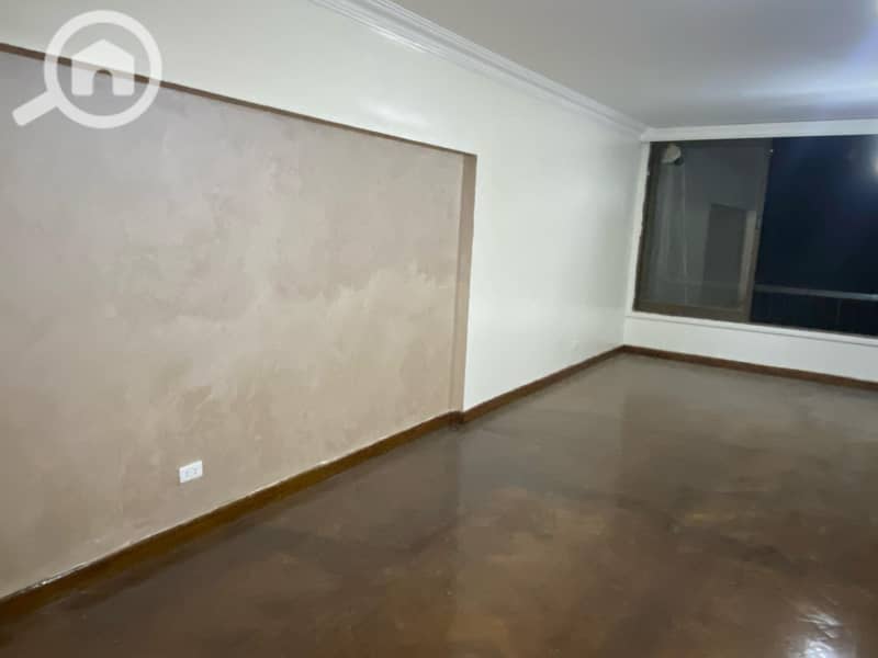 15 809a6b96-347e-4475-9d9c-541a1216b9c2. jpeg