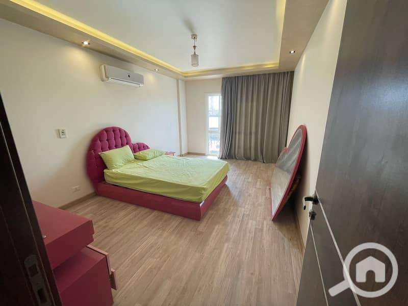 4 daba0151-c572-45ca-b5b2-875235c1bf3a. jpg