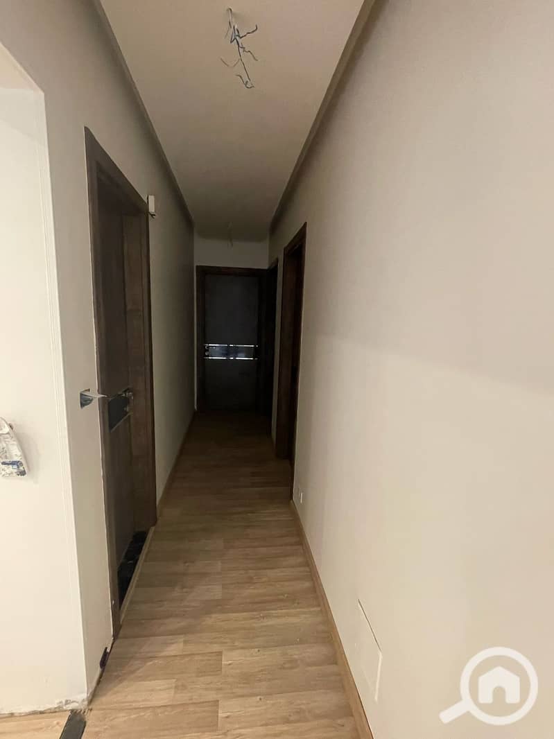 9 1881c52c-6df1-4fda-8630-aa9e92a5395e. jpg