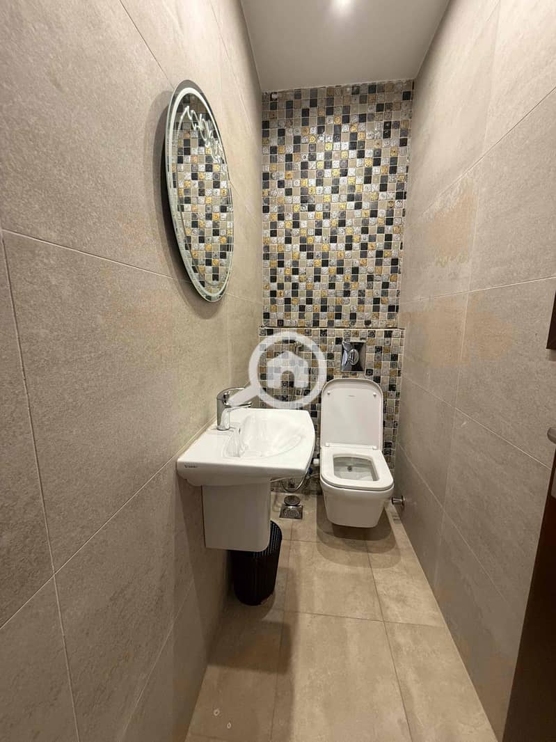 9 add76249-591a-4fee-bf68-932d30ff5894. jpg