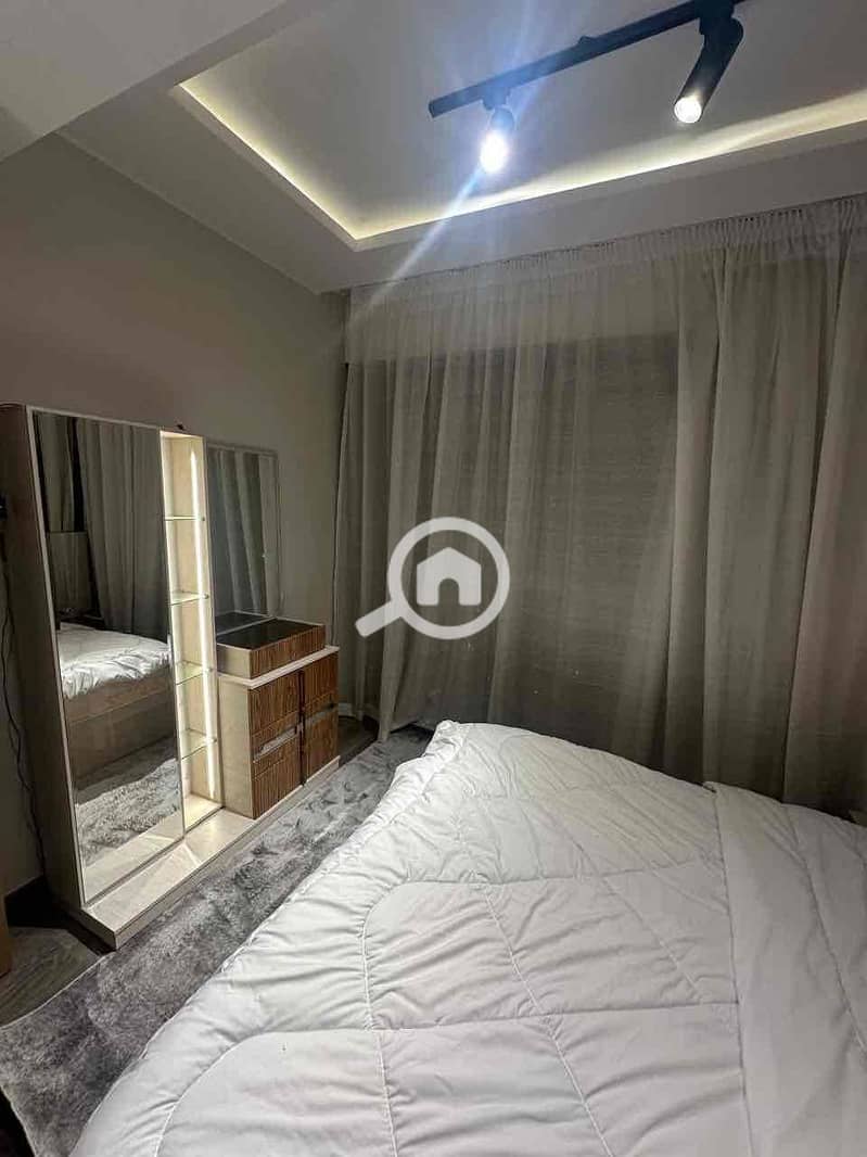 19 9e38b085-9d13-4fde-b7e0-06d0435485bd. jpg