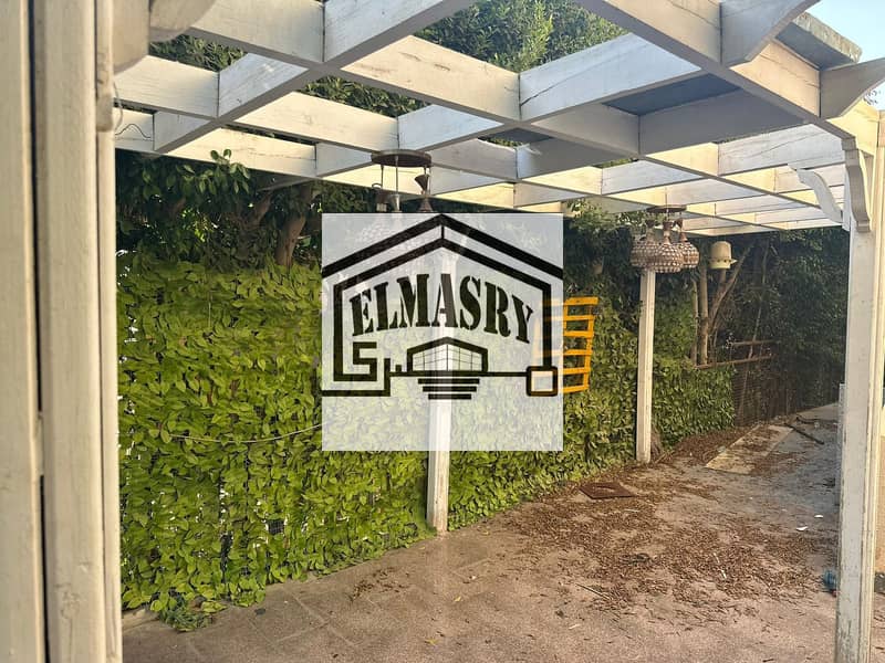 6 7e3bbd63-20e4-4b51-b190-c796ada7d230. jpg